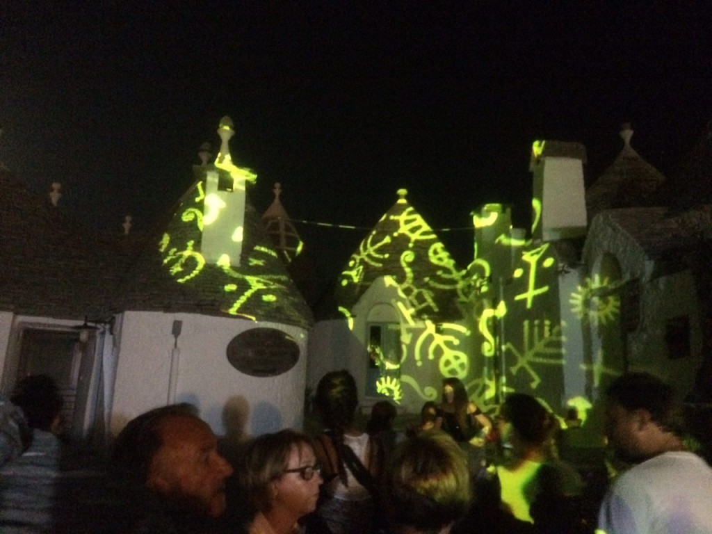 Alberobello festival of lights trulli